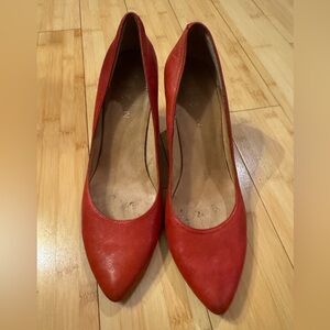 One of 2 Chic Red Leather Pumps with Wood Heels. Size 8.
